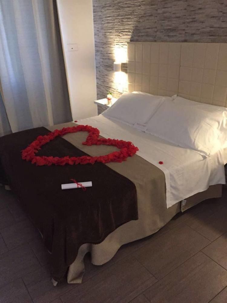 Domus Castroni 3* Roma